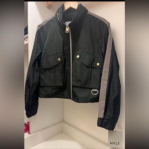 NVLT Women’s Reflective Trim Packable Cropped Jacket